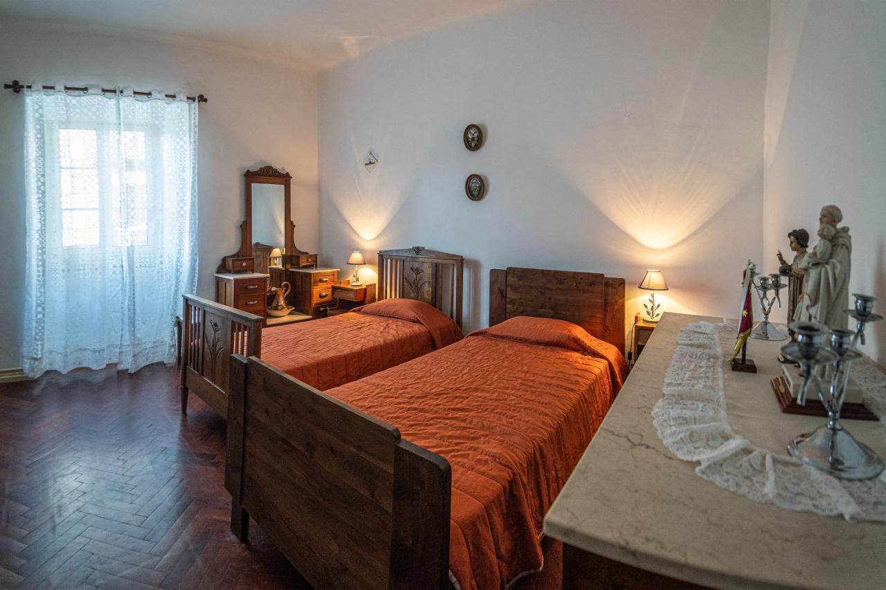 Vila Casa Com Quinta Tradicional Pico da Pedra Exteriér fotografie